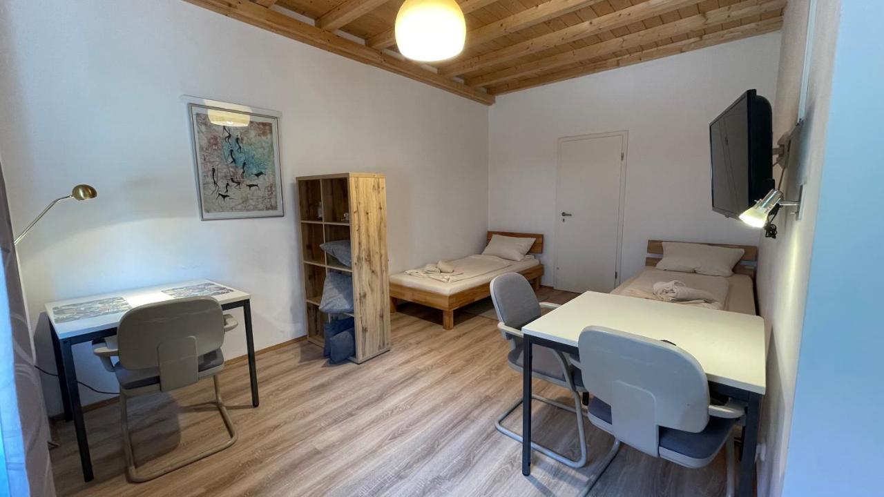 Pension Isartal Geretsried Buitenkant foto